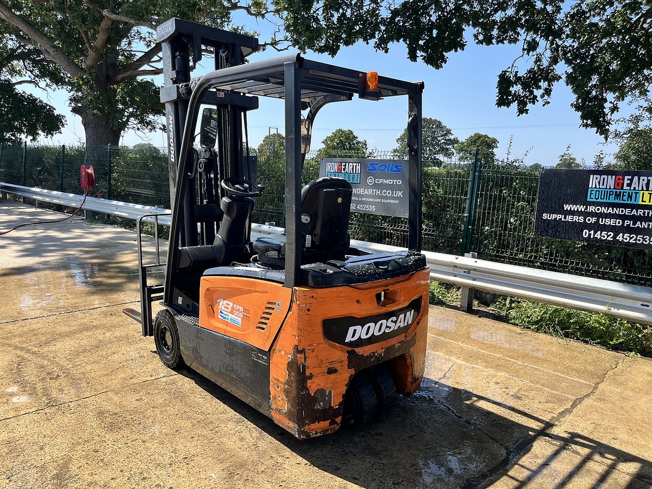 2020 Doosan B18T-7 Forklift forklift for sale in Berkeley, Gloucestershire — photo 3
