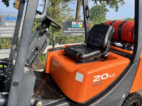 2018 1 Forklift LPG