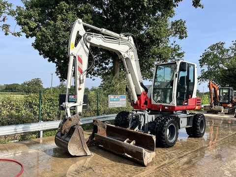 2015 Excavator