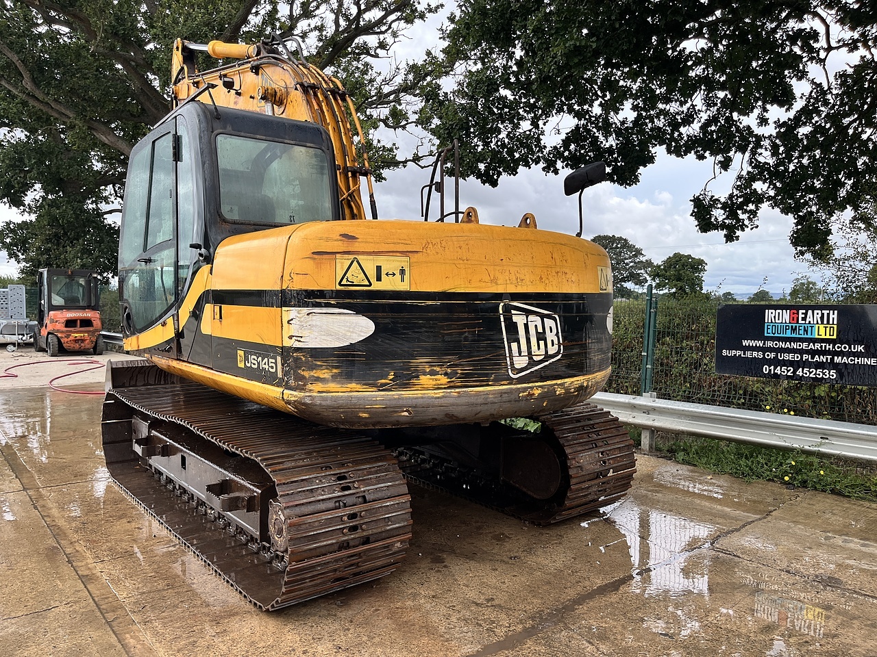 2007 JCB JS145 Excavator excavator for sale in Berkeley, Gloucestershire — photo 3