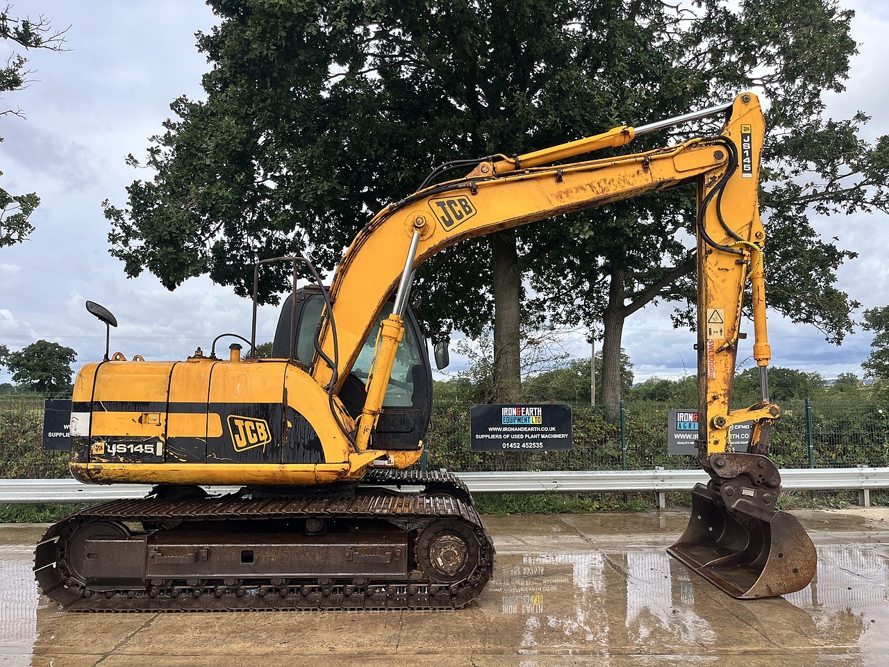 2007 JCB JS145 Excavator excavator for sale in Berkeley, Gloucestershire — photo 4