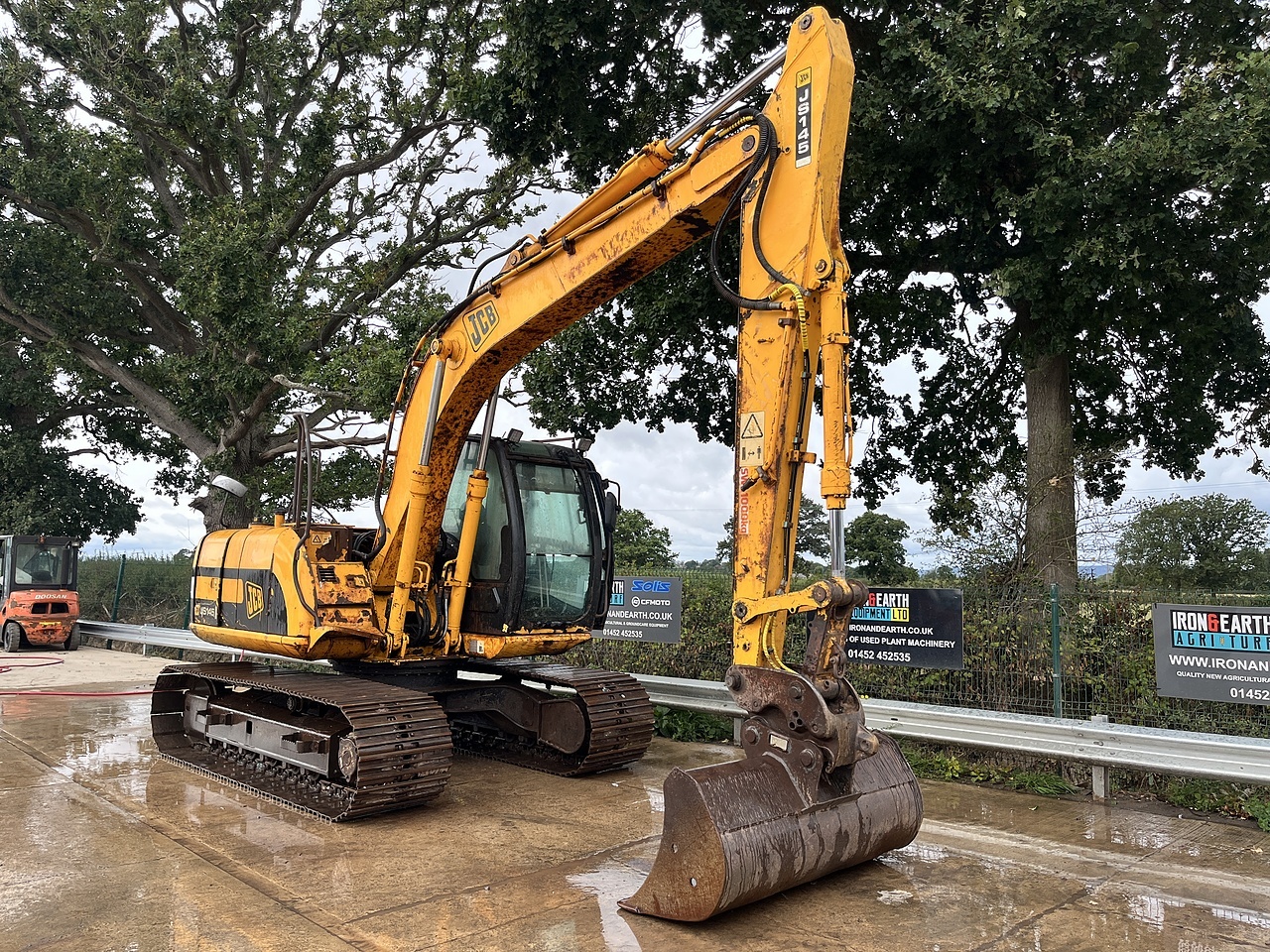 2007 JCB JS145 Excavator excavator for sale in Berkeley, Gloucestershire — photo 5