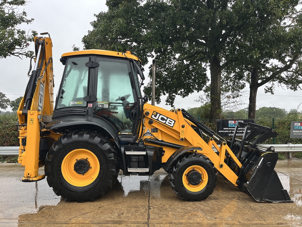 2018 JCB 3CX Backhoe Loader loader for sale in Berkeley, Gloucestershire — photo 4