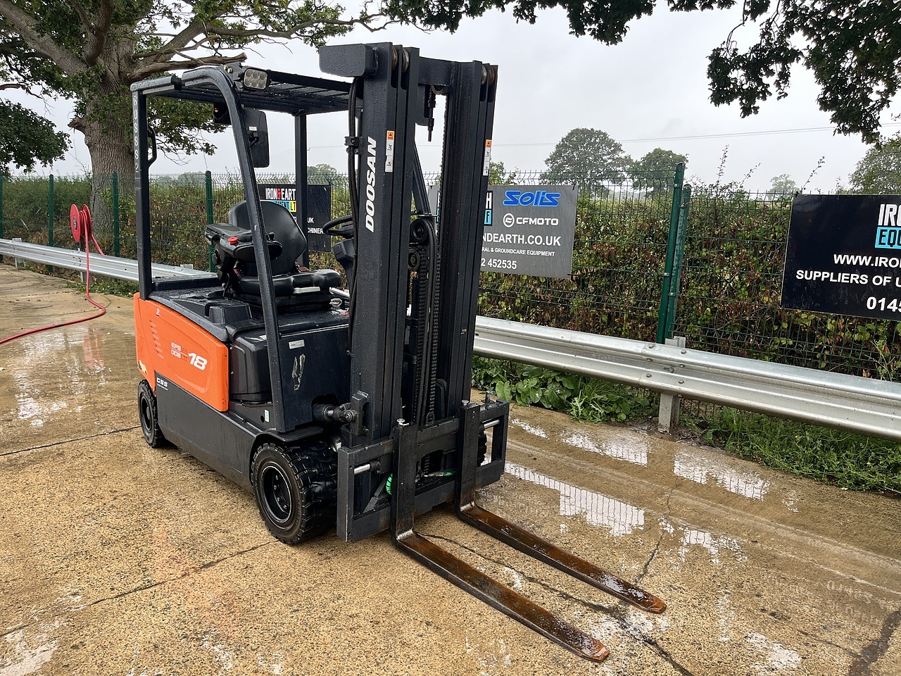 2015 Doosan B18X-7 Forklift forklift for sale in Berkeley, Gloucestershire — photo 5