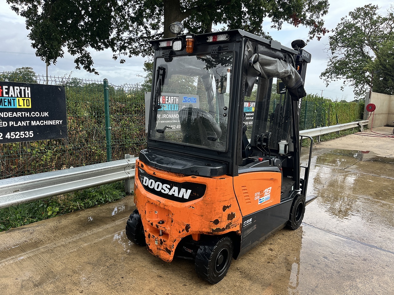 2020 Doosan B18X-7 Forklift forklift for sale in Berkeley, Gloucestershire — photo 6