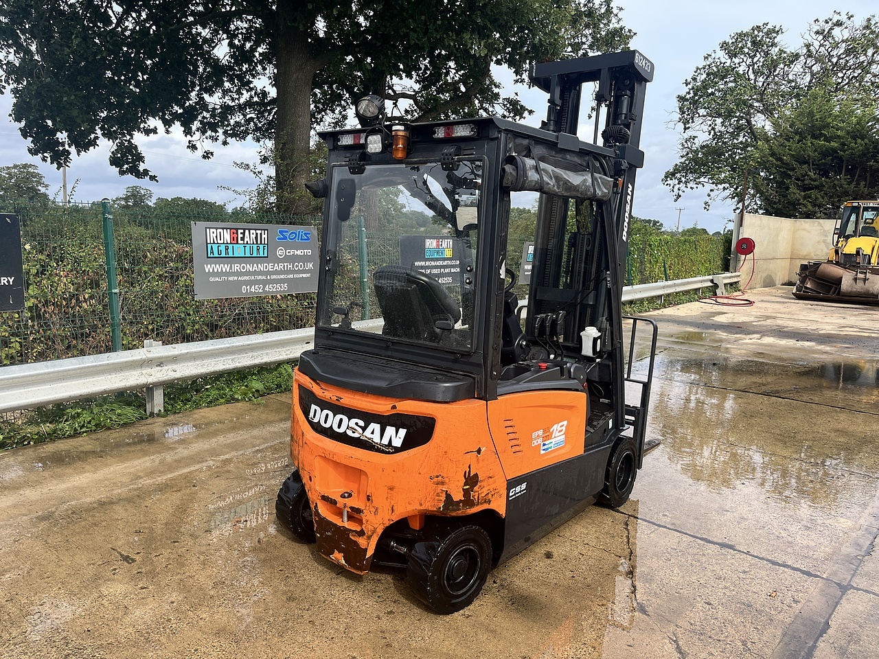 2020 Doosan B18X-7 Plus Forklift forklift for sale in Berkeley, Gloucestershire — photo 6