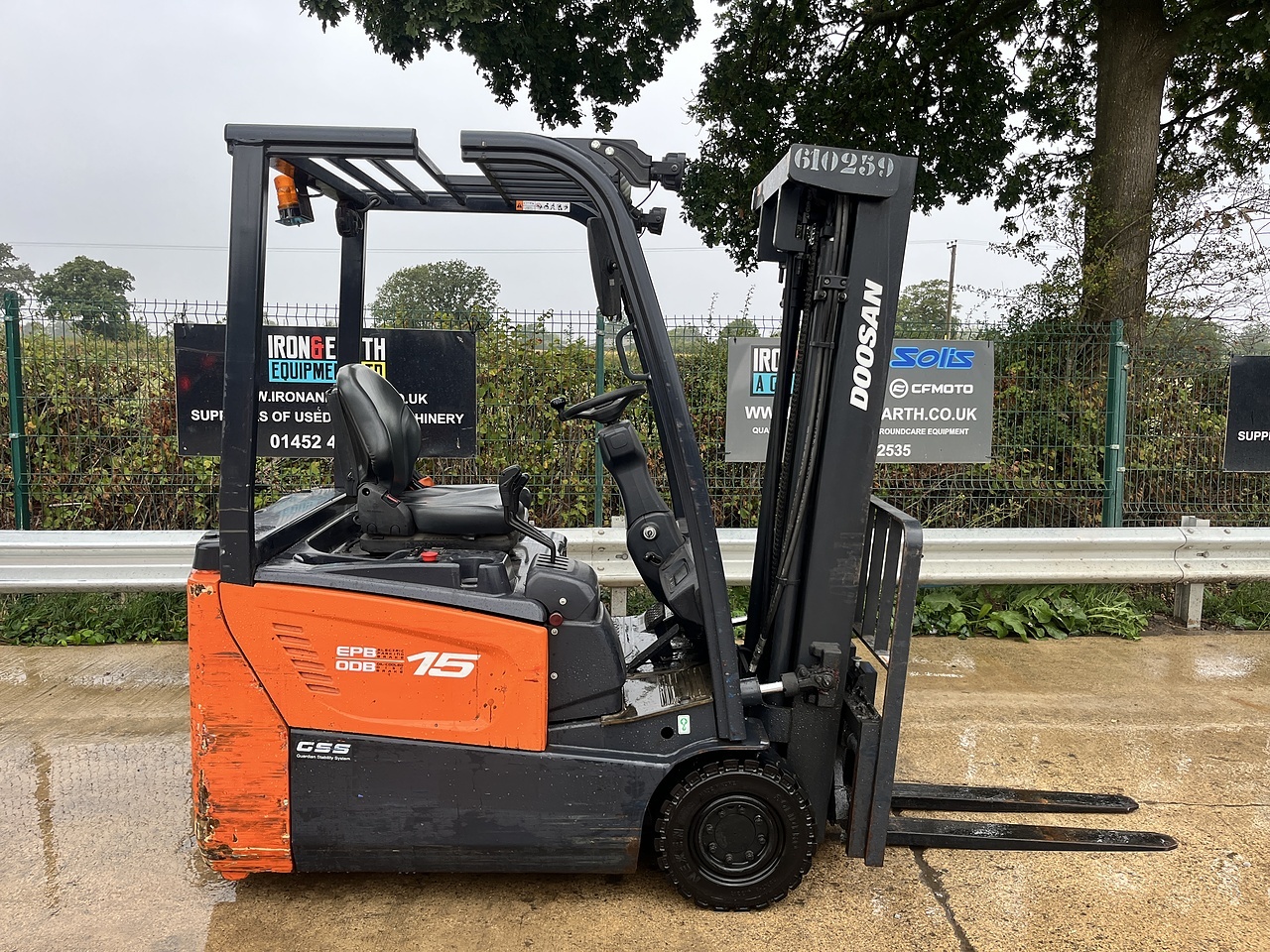 2017 Doosan B15T-7 Forklift forklift for sale in Berkeley, Gloucestershire — photo 4