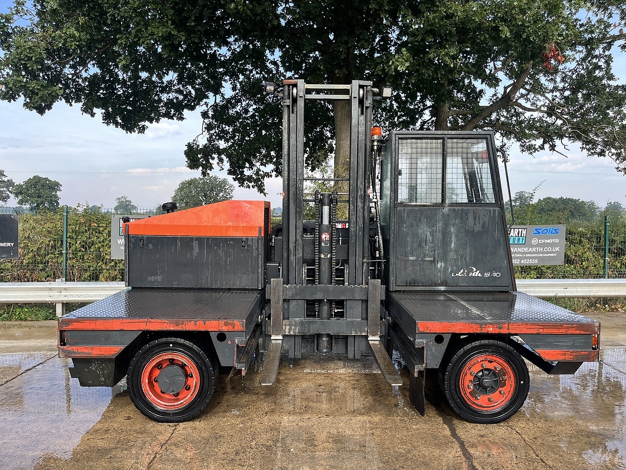 2007 Linde S40 Side Loader Forklift forklift for sale in Berkeley, Gloucestershire — photo 4