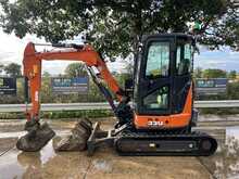 Hitachi ZX33U-6 CLR Excavator 