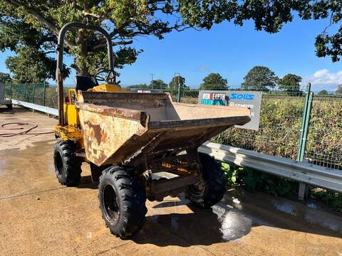 2004 Dumper