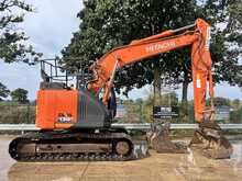Hitachi ZX135US-6 Excavator 