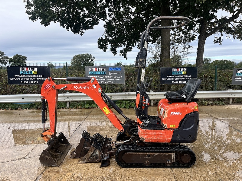 2016 Excavator