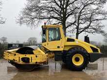 Bomag BW216 DH-4 i Roller 