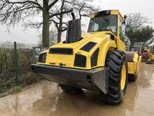 Bomag BW216 DH-4 i Roller 
