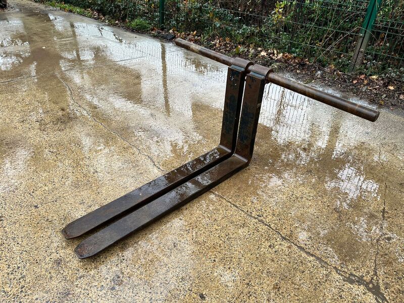 Used JCB Q-Fit Pallet Tines, 50mm Bar &amp; Forks Image 1