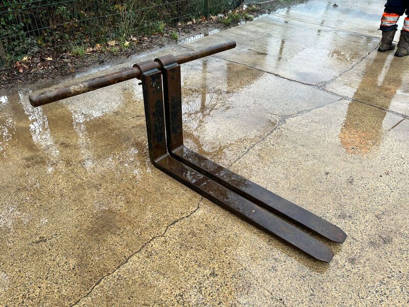 Used JCB Q-Fit Pallet Tines, 50mm Bar &amp; Forks Image 2