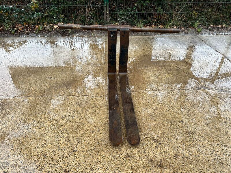 Used JCB Q-Fit Pallet Tines, 50mm Bar &amp; Forks Image 3
