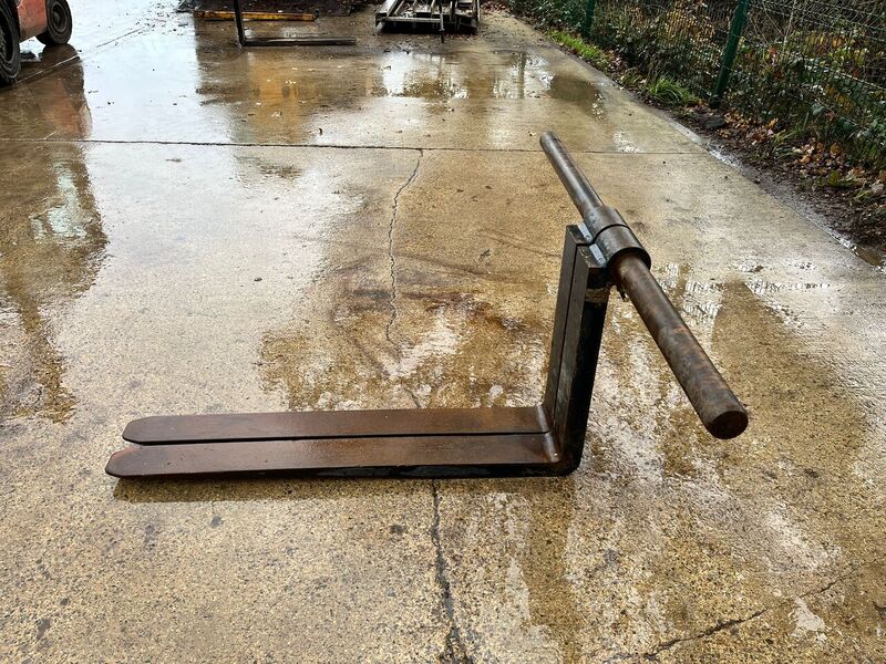 Used JCB Q-Fit Pallet Tines, 57mm Bar &amp; Forks Image 2