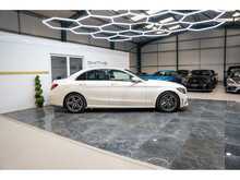 Mercedes-Benz C Class C300d AMG Line - U55670