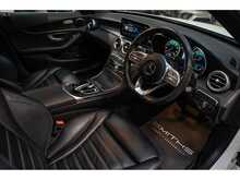Mercedes-Benz C Class C300d AMG Line - U55670