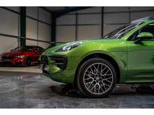 Porsche Macan T - U55699