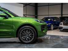 Porsche Macan T - U55699