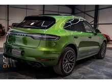 Porsche Macan T - U55699