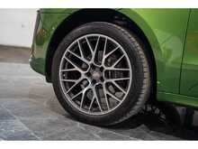 Porsche Macan T - U55699