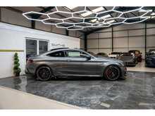 Mercedes-Benz C Class C63 V8 BiTurbo AMG S - U55702