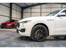 Maserati Levante D V6 - U55718