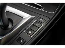 BMW M2 BiTurbo Competition - U55724
