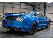 Ford Mustang V8 GT - U55729