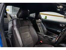 Ford Mustang V8 GT - U55729