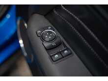 Ford Mustang V8 GT - U55729