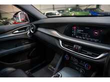 Alfa Romeo Stelvio T Veloce - U55730