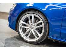 Audi S5 TFSI V6 Black Edition - U55773