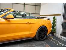 Ford Mustang V8 GT - U55781