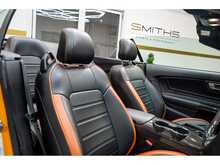 Ford Mustang V8 GT - U55781