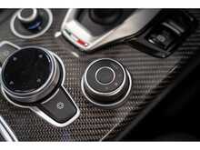 Alfa Romeo Stelvio V6 Bi-Turbo Quadrifoglio - U55794