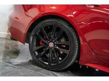 Jaguar XE P300i R-Dynamic HSE - U55795