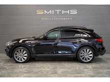 Infiniti QX70 d V6 Ultimate - U55796