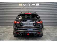 Infiniti QX70 d V6 Ultimate - U55796