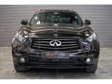 Infiniti QX70 d V6 Ultimate - U55796