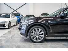 Infiniti QX70 d V6 Ultimate - U55796