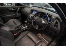 Infiniti QX70 d V6 Ultimate - U55796