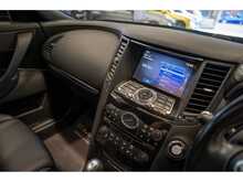 Infiniti QX70 d V6 Ultimate - U55796