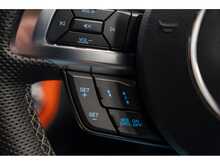 Ford Mustang V8 GT - U55824