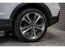 Audi Q3 TFSIe Black Edition - U55835