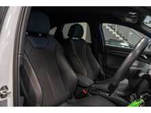 Audi Q3 TFSIe Black Edition - U55835