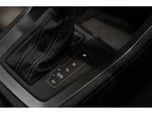 Audi Q3 TFSIe Black Edition - U55835